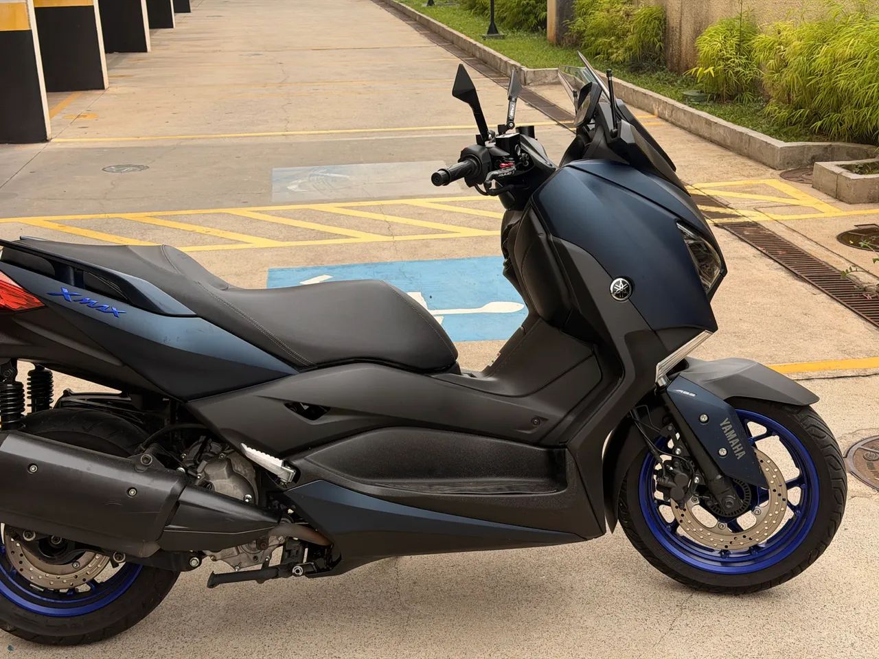 Moto Super Nova