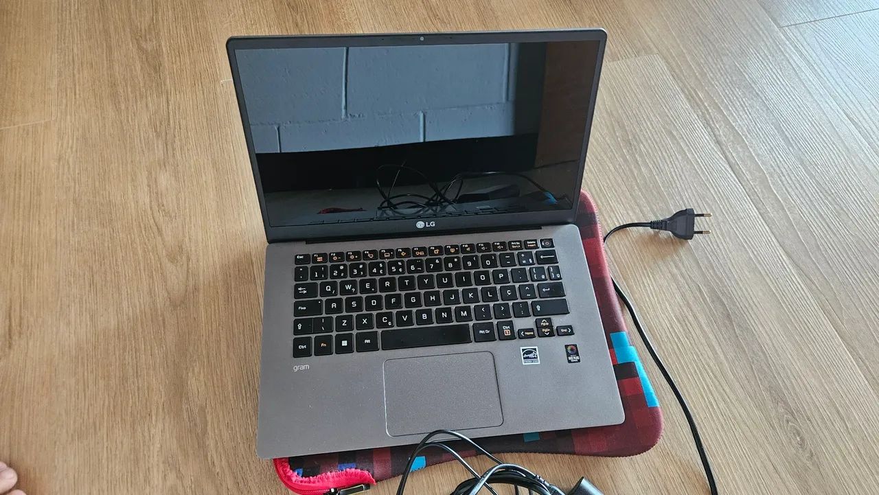 Notebook LG Gram Ultraleve Slim - Foto 2