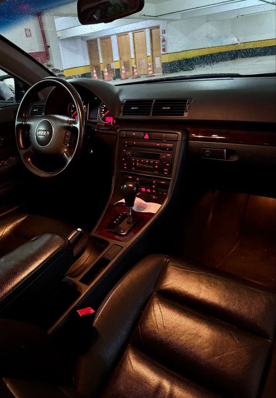 Audi A4 3.0 30V 218cv Multitronic 4P 2003 - Foto 2