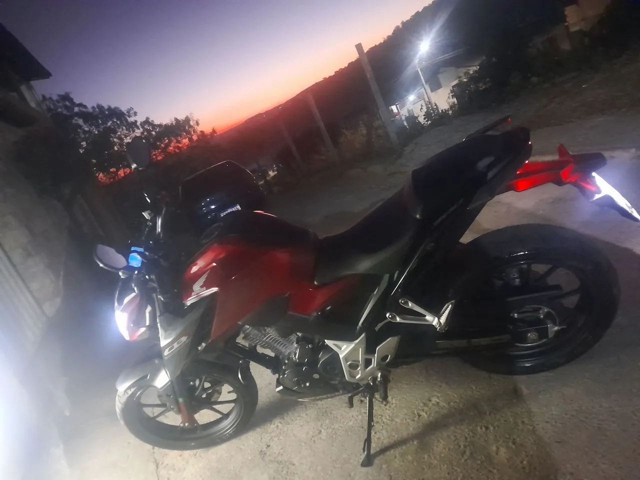 Vendo cb300F 2025