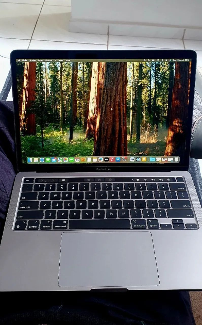 MacBook Pro 13" Touch Bar - Bateria 93% - Impecável + Caixa + Brinde - Foto 2