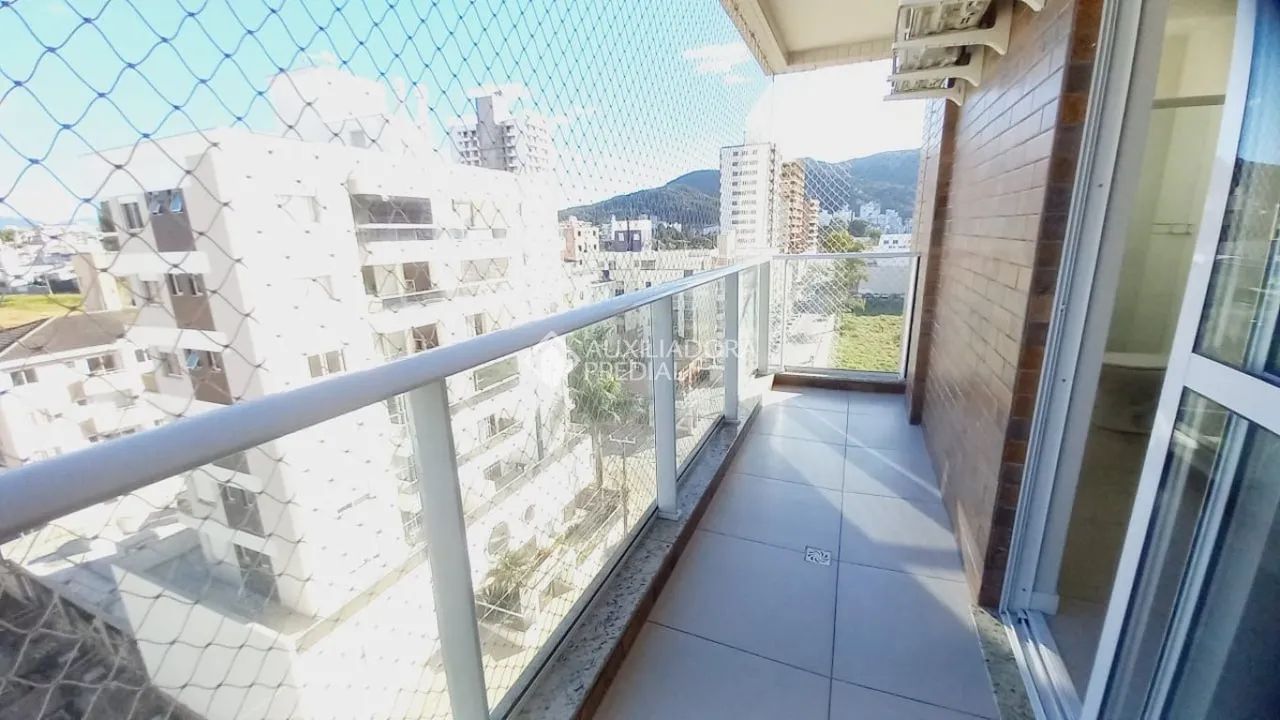 Apartamento de 2 dormitórios para alugar na Pedra Branca.