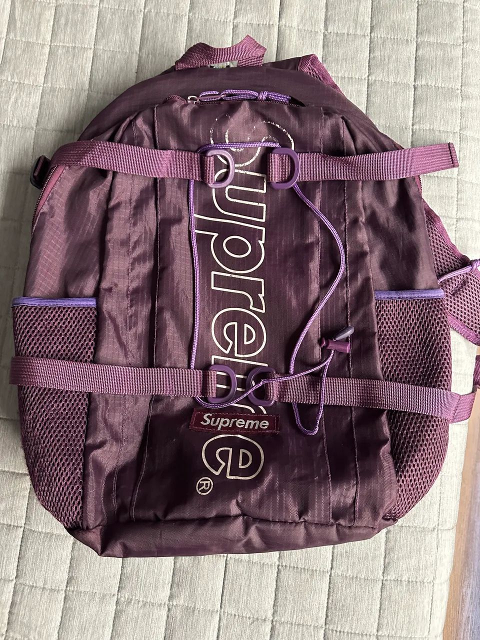 Mochila supreme ss24 roxa 