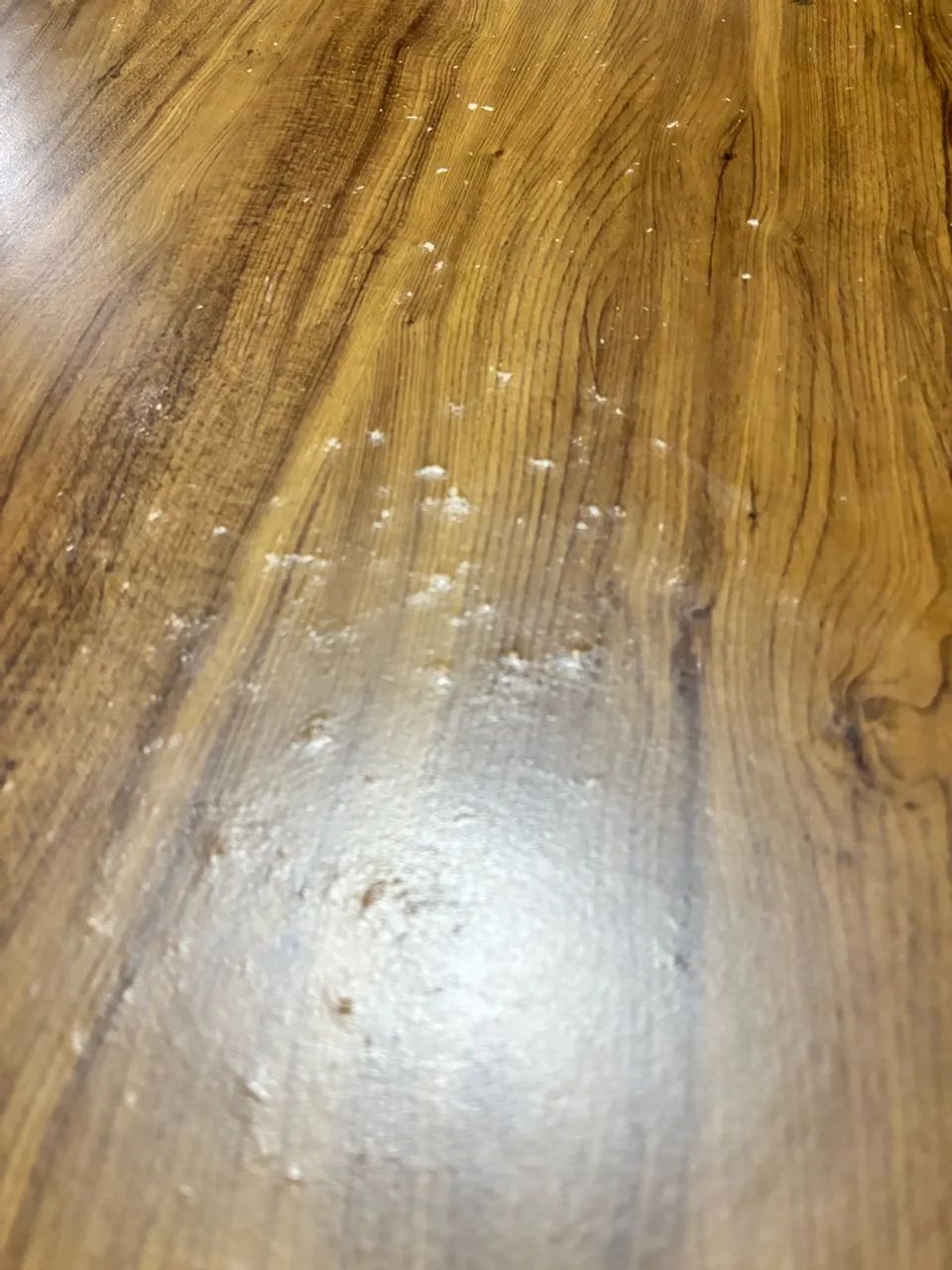 Vendo mesa de jantar + 4 cadeiras  - Foto 4