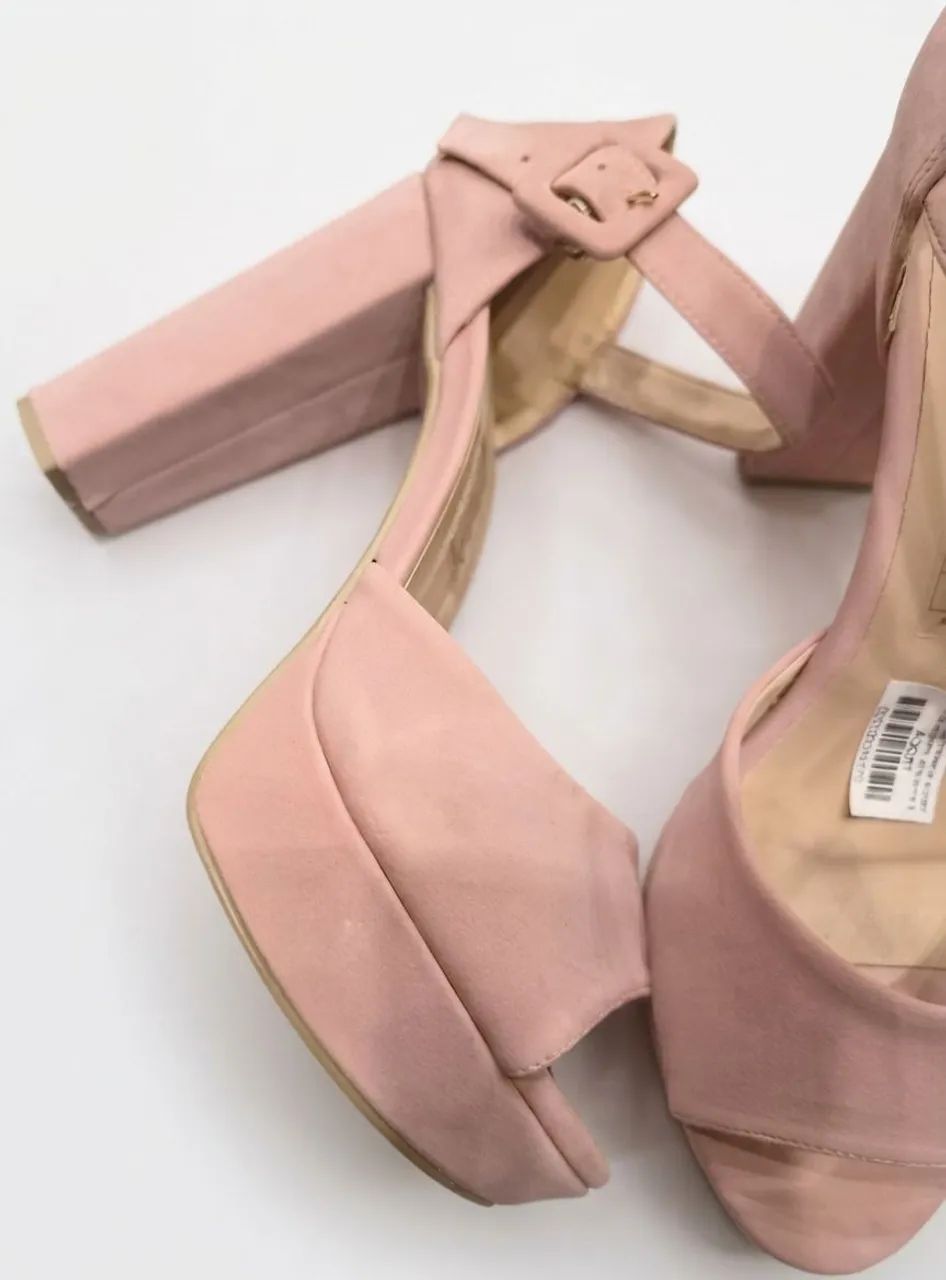 NOVA Sandália Narducci Rosa claro N°39 - Foto 2