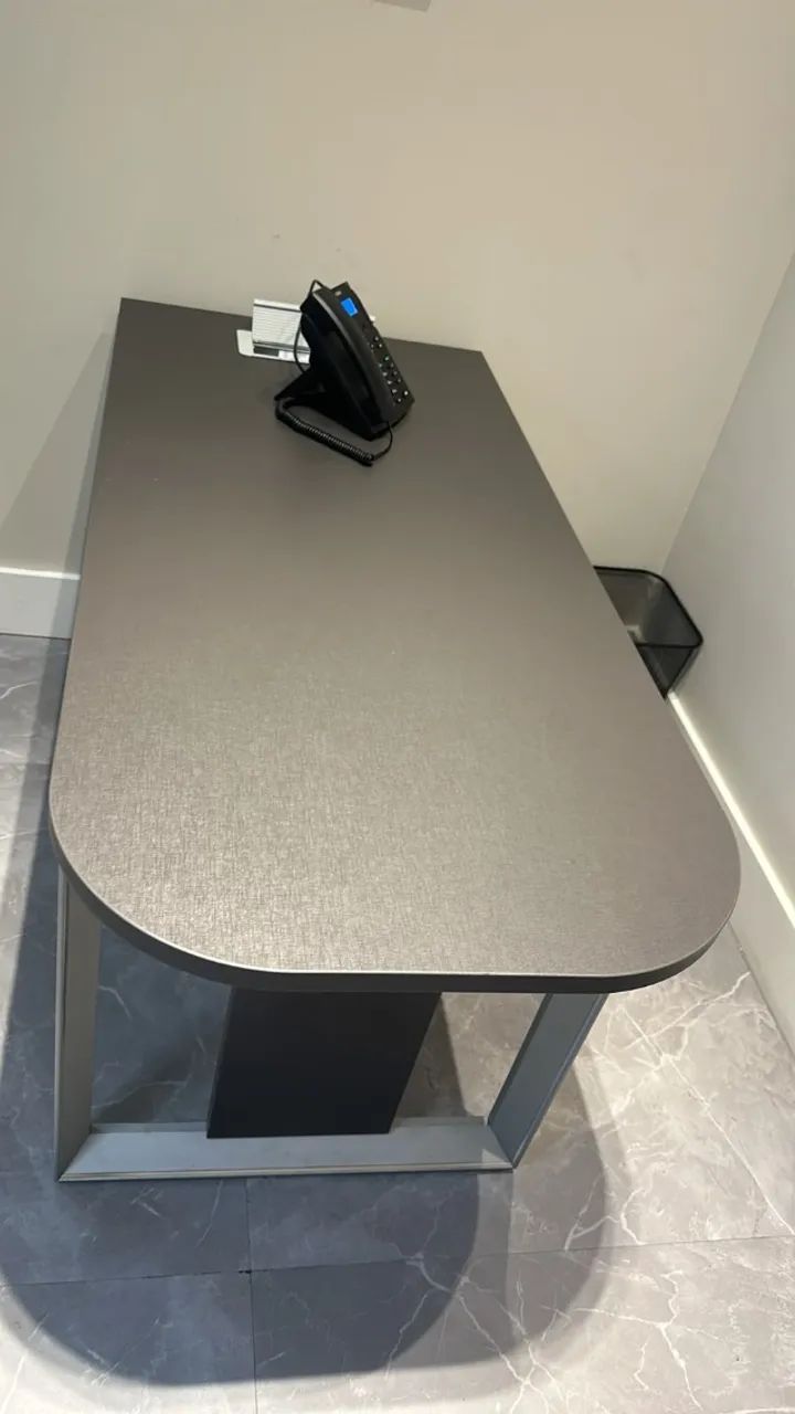 Mesa de Escritório Cinza - Foto 3