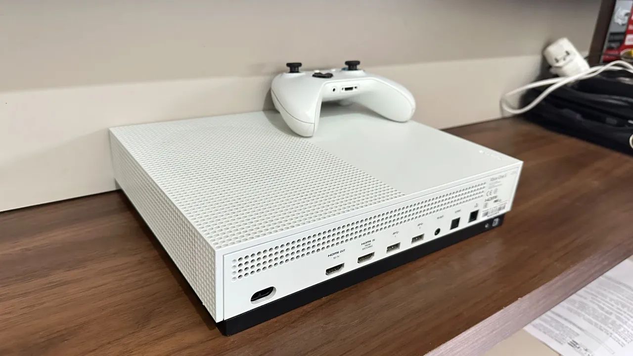 Vídeo game X box one S 1Tb - Foto 4
