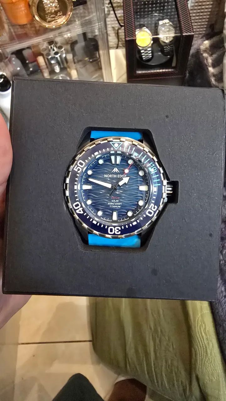 Relógio North Edge Triton-tri em titanium solar