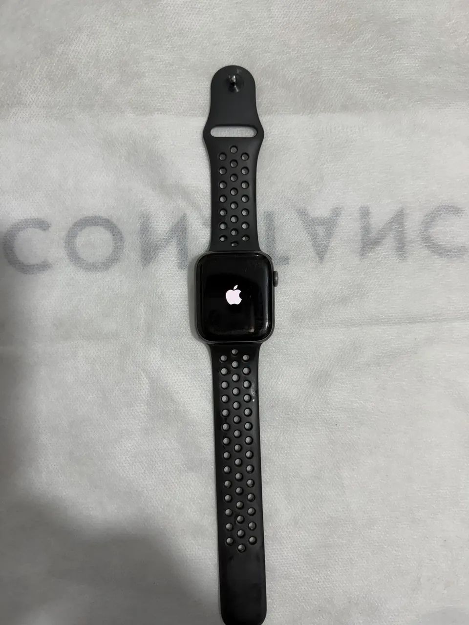 Apple Watch Series 5 Nike