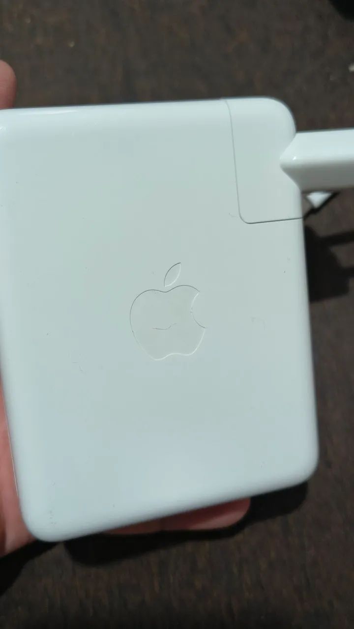 Fonte Apple 140w original para macbook