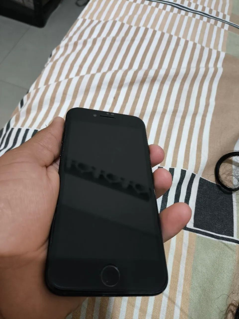 iPhone SE 