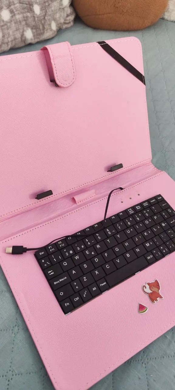 Capa com teclado  para tablet 10 polegadas + - Foto 2