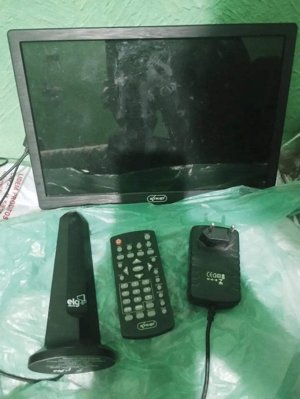 Tv e Monitor Portátil 14,1 polegadas - Foto 2