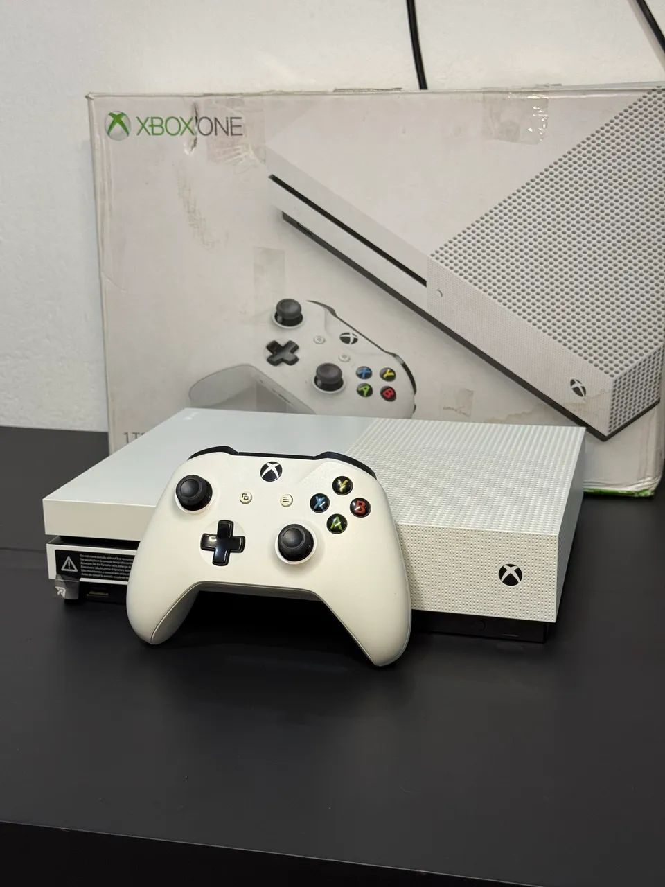 Xbox One S 1TB - Foto 2