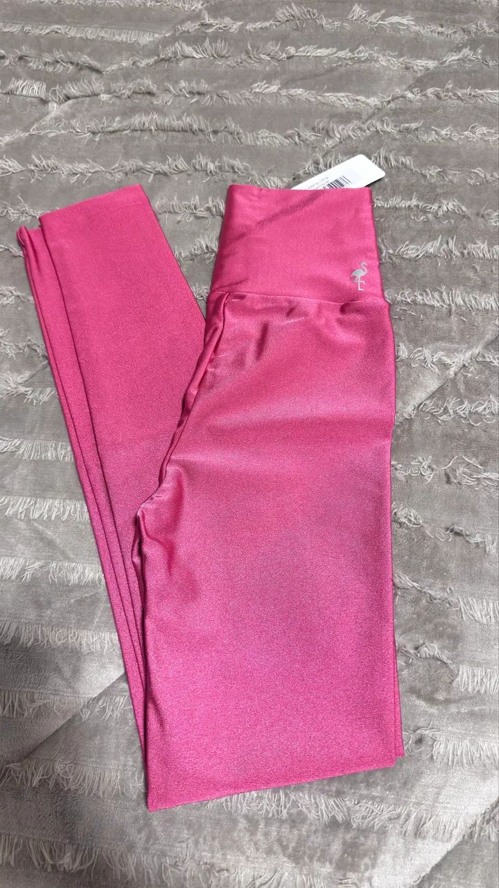 Calça legging glossy nova  - Foto 3
