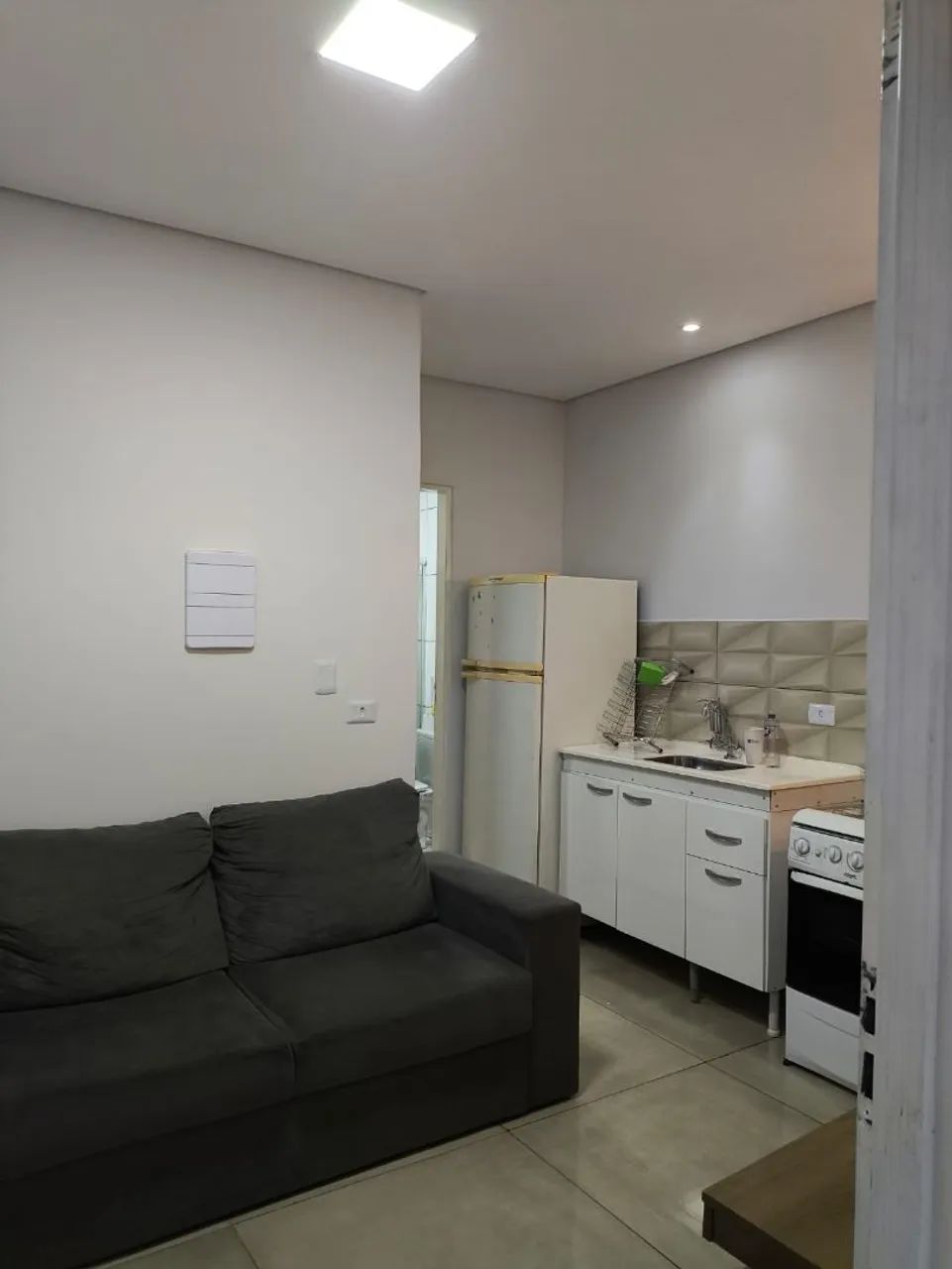 Casa/Kitnet a 500mt da UCDB semi mobiliada com Água, Luz e Internet inclusos  - Foto 4