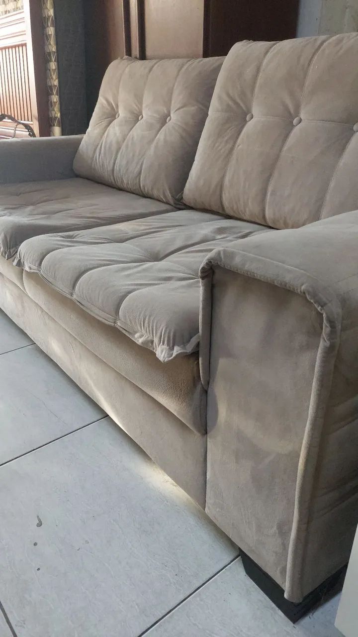 Sofá de três lugares  - Foto 2