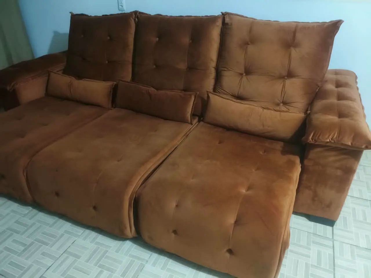 Sofá retrátil e inclinável de três lugares  - Foto 2
