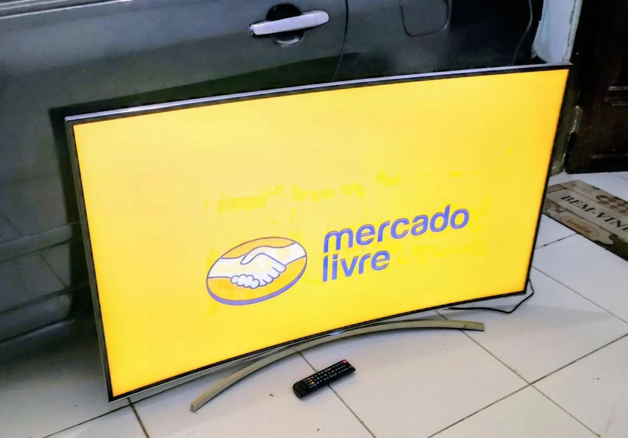 Tv 55 smart Samsung curvada perfeita  - Foto 3