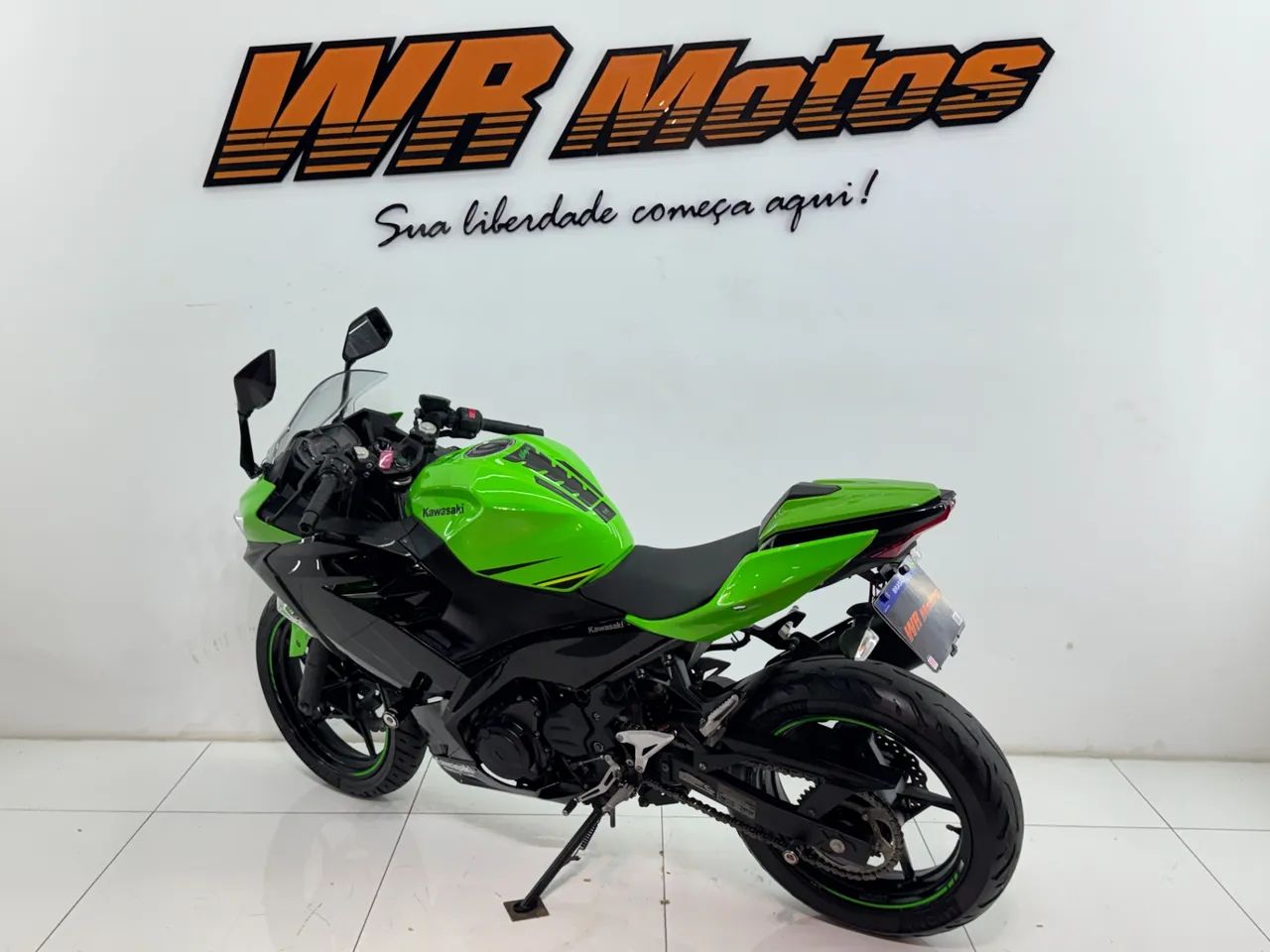 KAWASAKI NINJA 400 - Foto 4