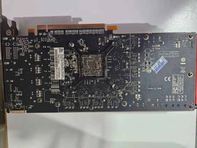 Placa de Video AMD XFX HD 6870 (DEFEITO) - Foto 4