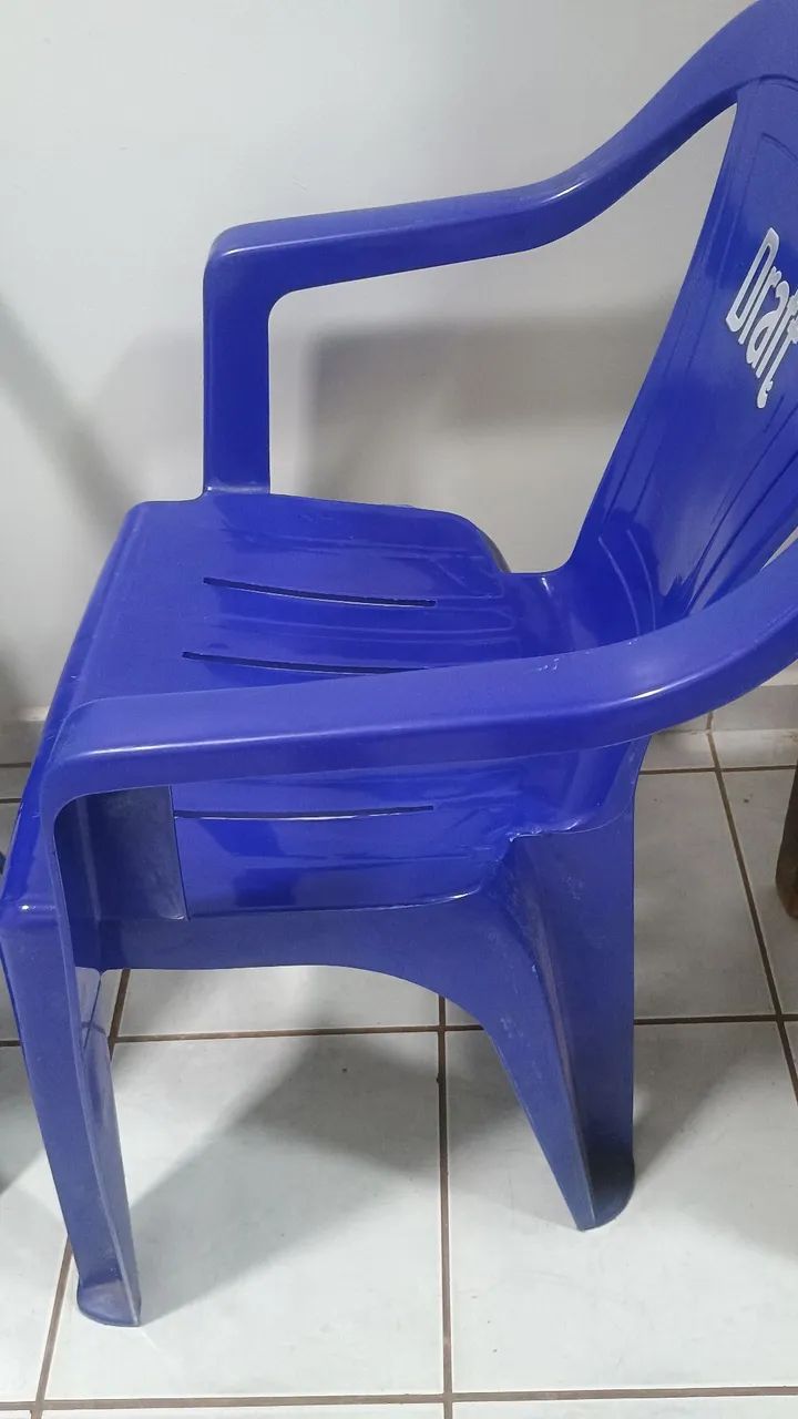 Cadeira de plástico  - Foto 5