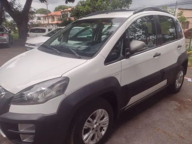Fiat Idea Adv./ Adv.lock.dualogic 1.8 Flex 5P 2012 - Foto 2