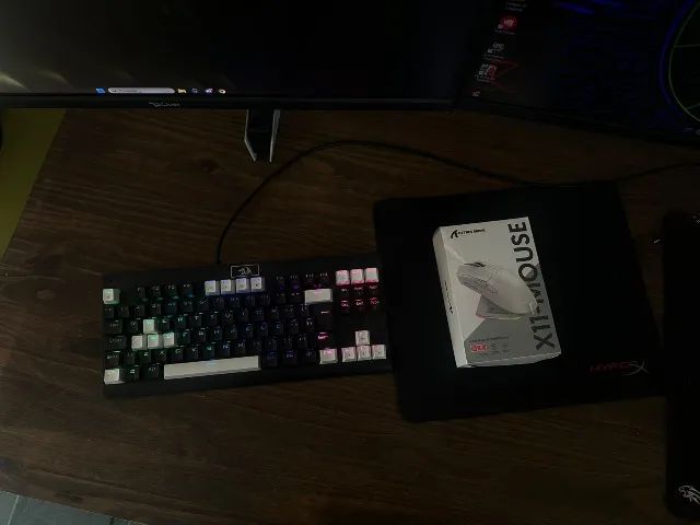 Kit Gamer com Teclado, Mouse e Mouse Pad
