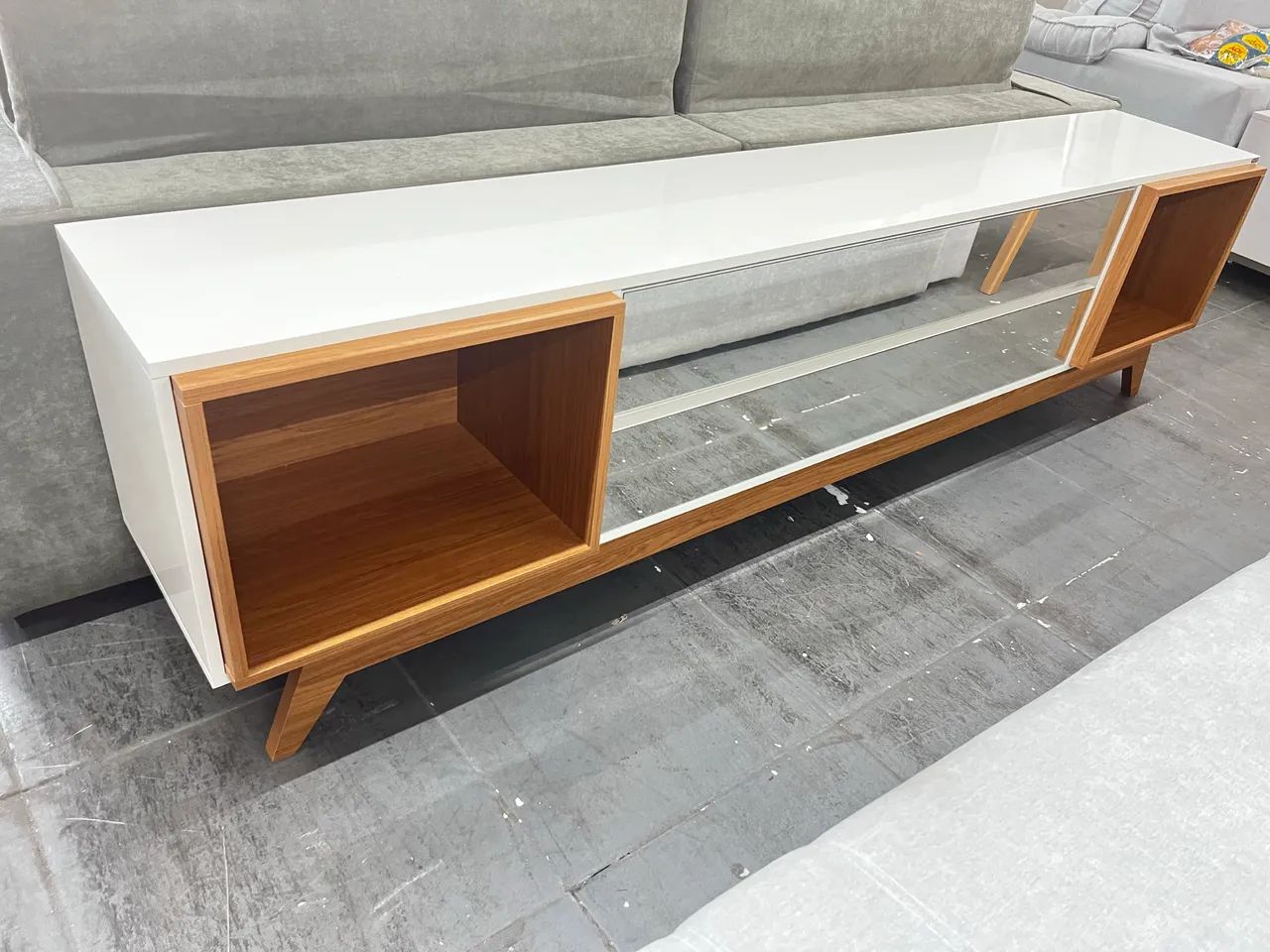 Rack pra Tv 2.20m