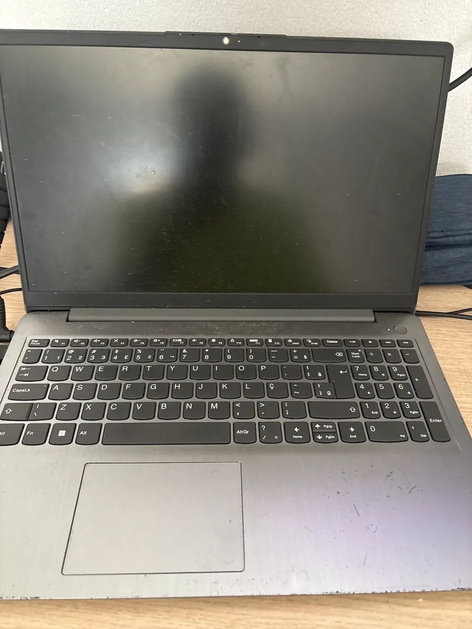 Notebook Lenovo Idealpad 3 P/concerto ou retirada de peças