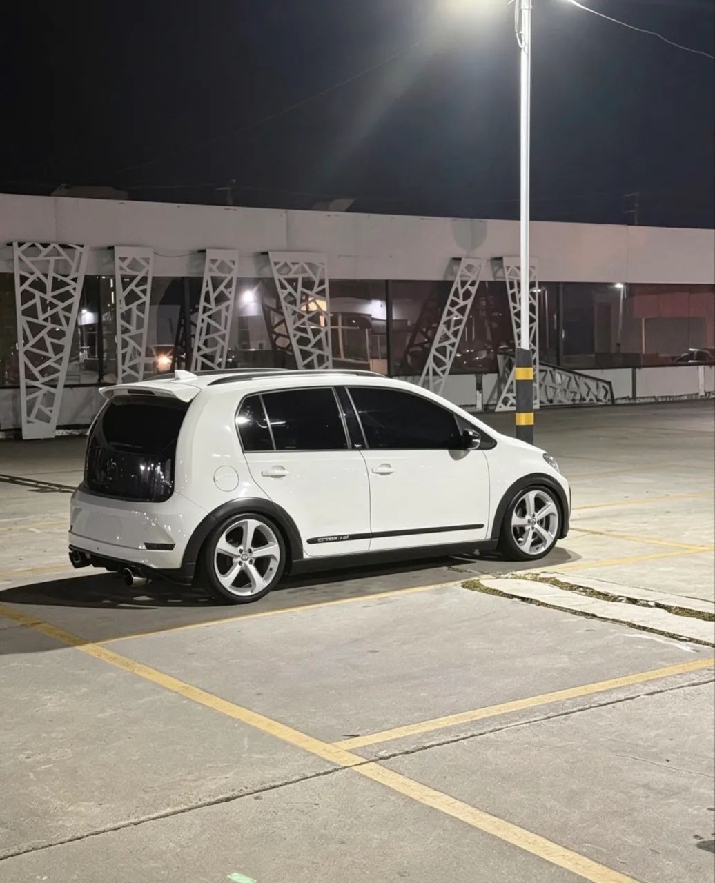 Volkswagen Up! up! cross 1.0 TSI Total Flex 12V 5p 2018