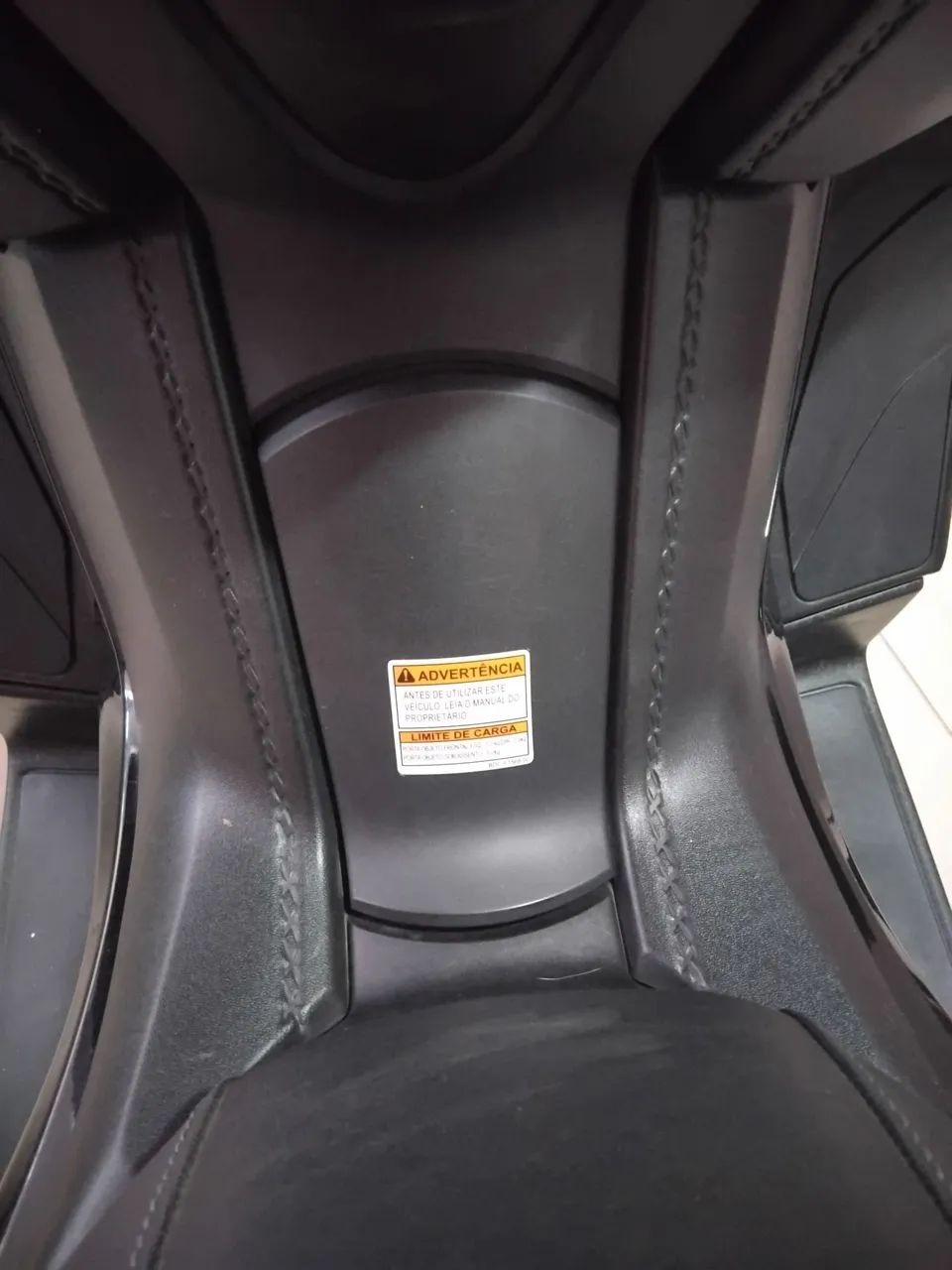 Xmax 2023 com baixa km - Foto 5