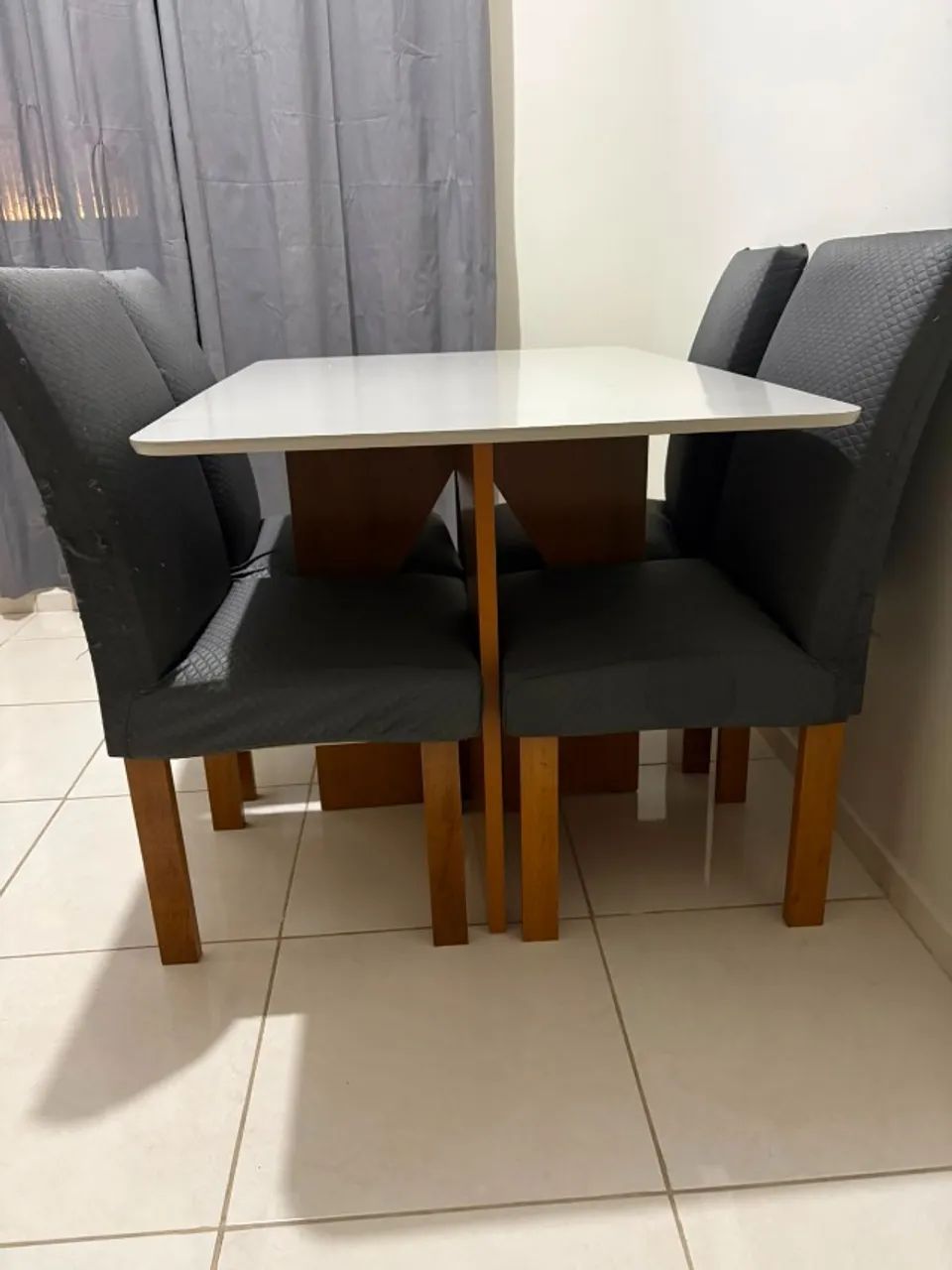 Mesa Milão 120x80cm com 4 Cadeiras - Foto 2