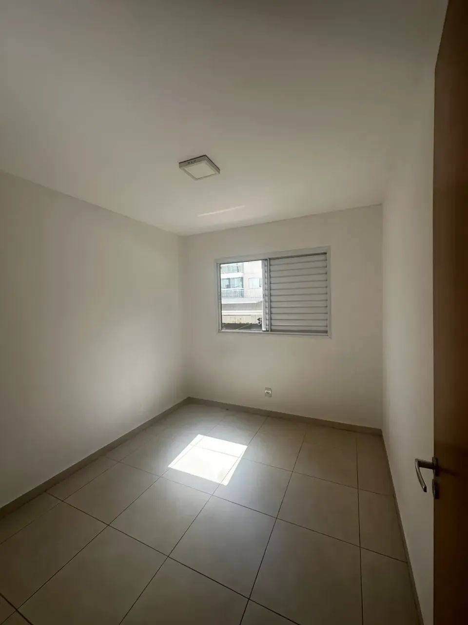 alugo apartamento no tropical parque anapolis - Foto 3