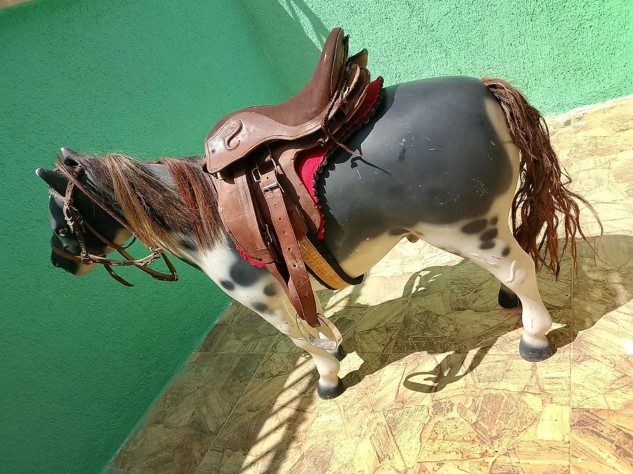 Pônei cenográfico em tamanho real  - Foto 4
