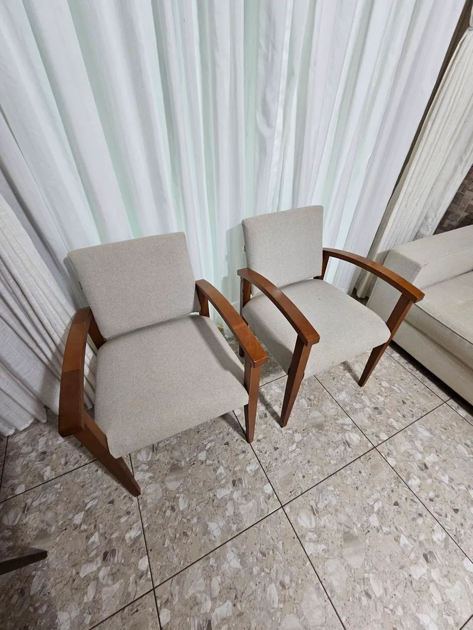 Cadeiras Tok&Stok  450.00 reais cada. - Foto 3