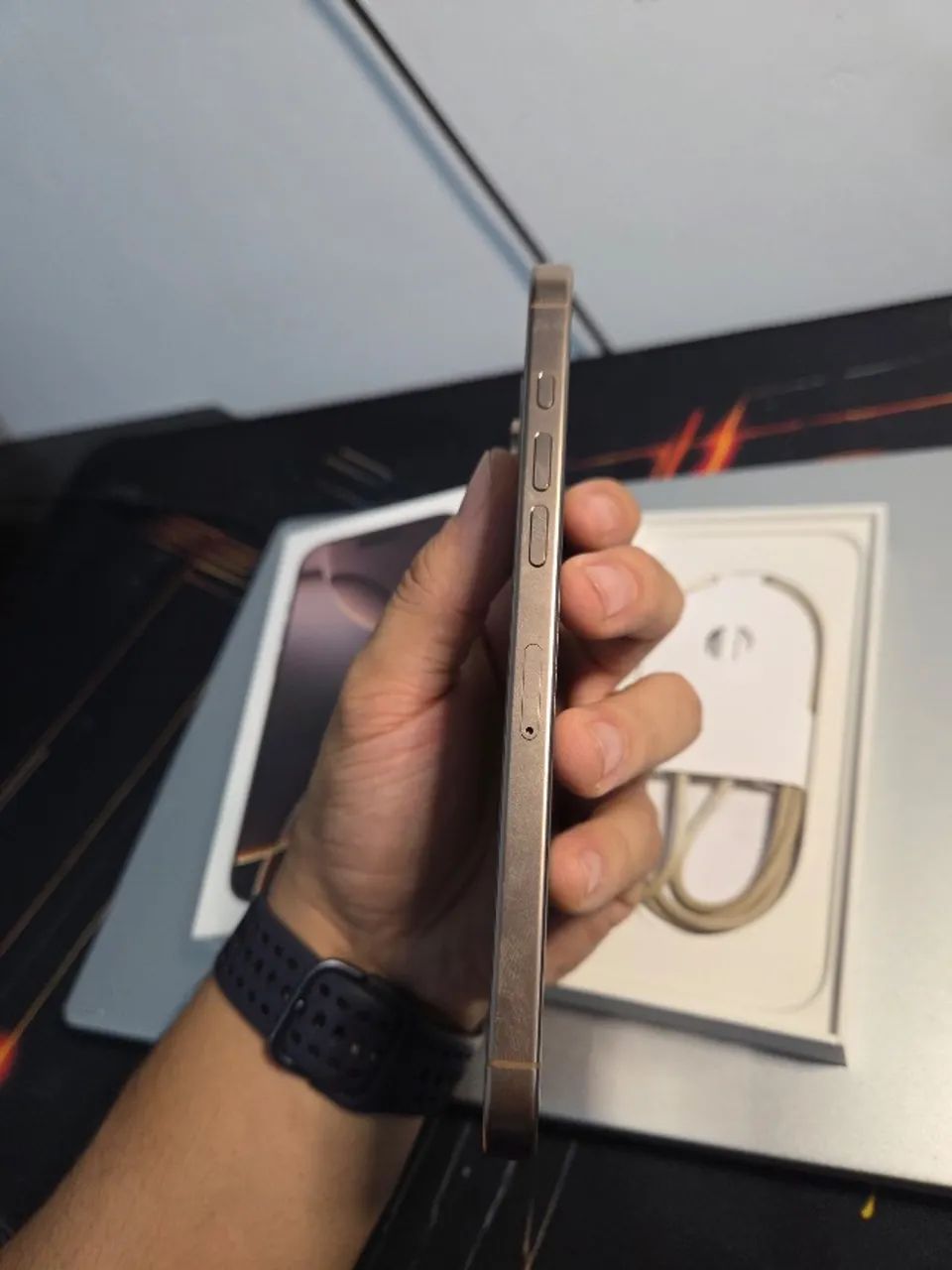 iPhone 16 pro Max 256gb - Foto 2