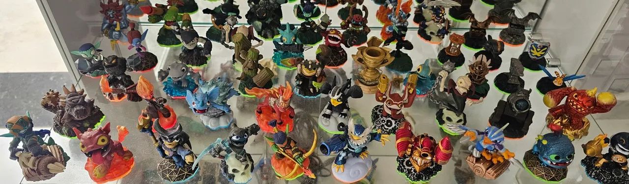 Coleção 180 Slylanders - Foto 2