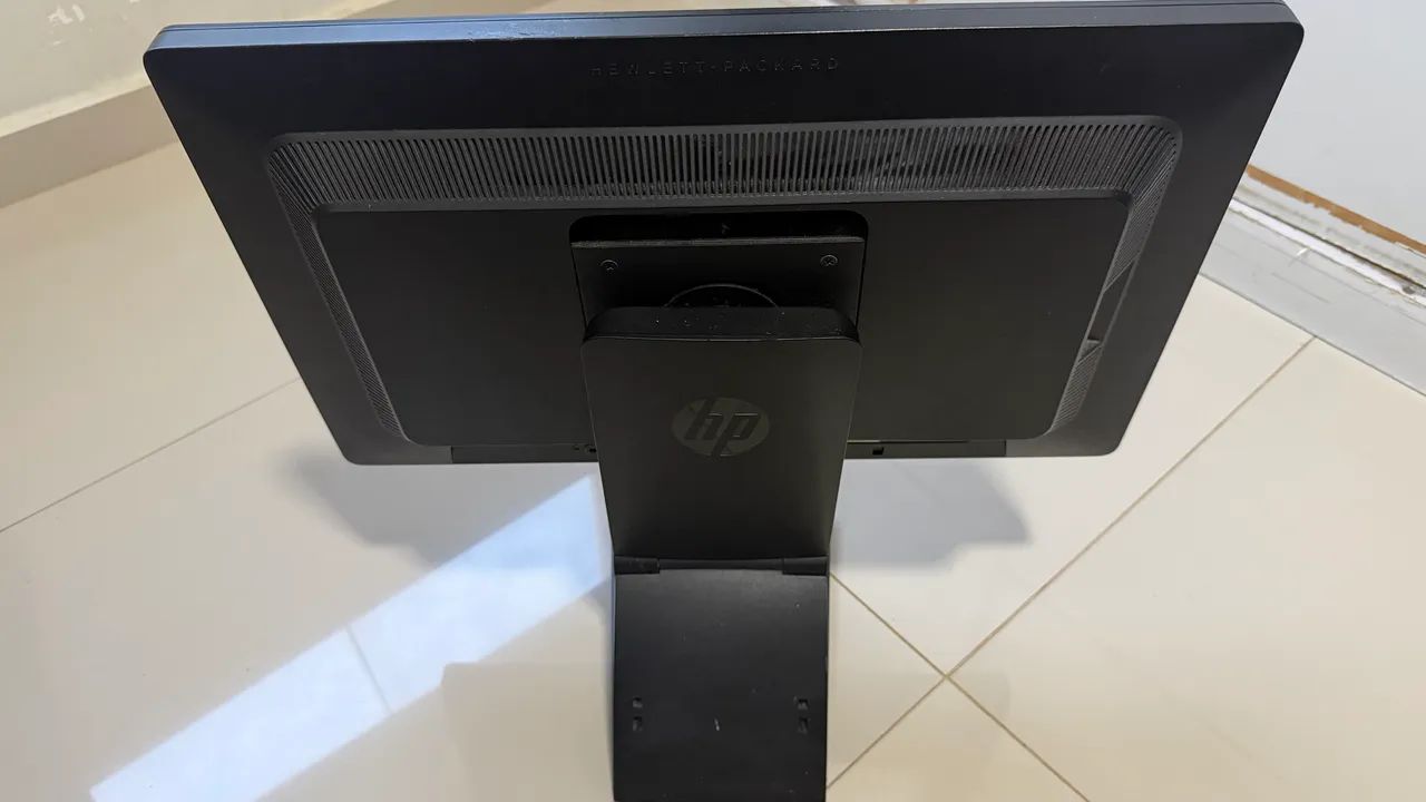 Vendo monitor 20 polegadas  - Foto 2