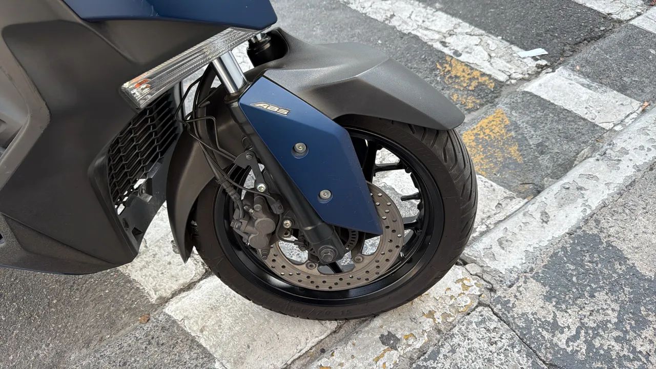 X Max yamaha  - Foto 5
