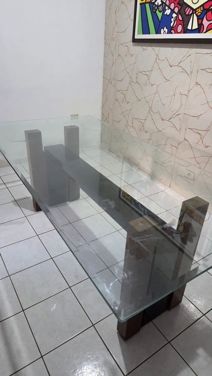 Mesa de vidro e madeira maciça - Foto 2