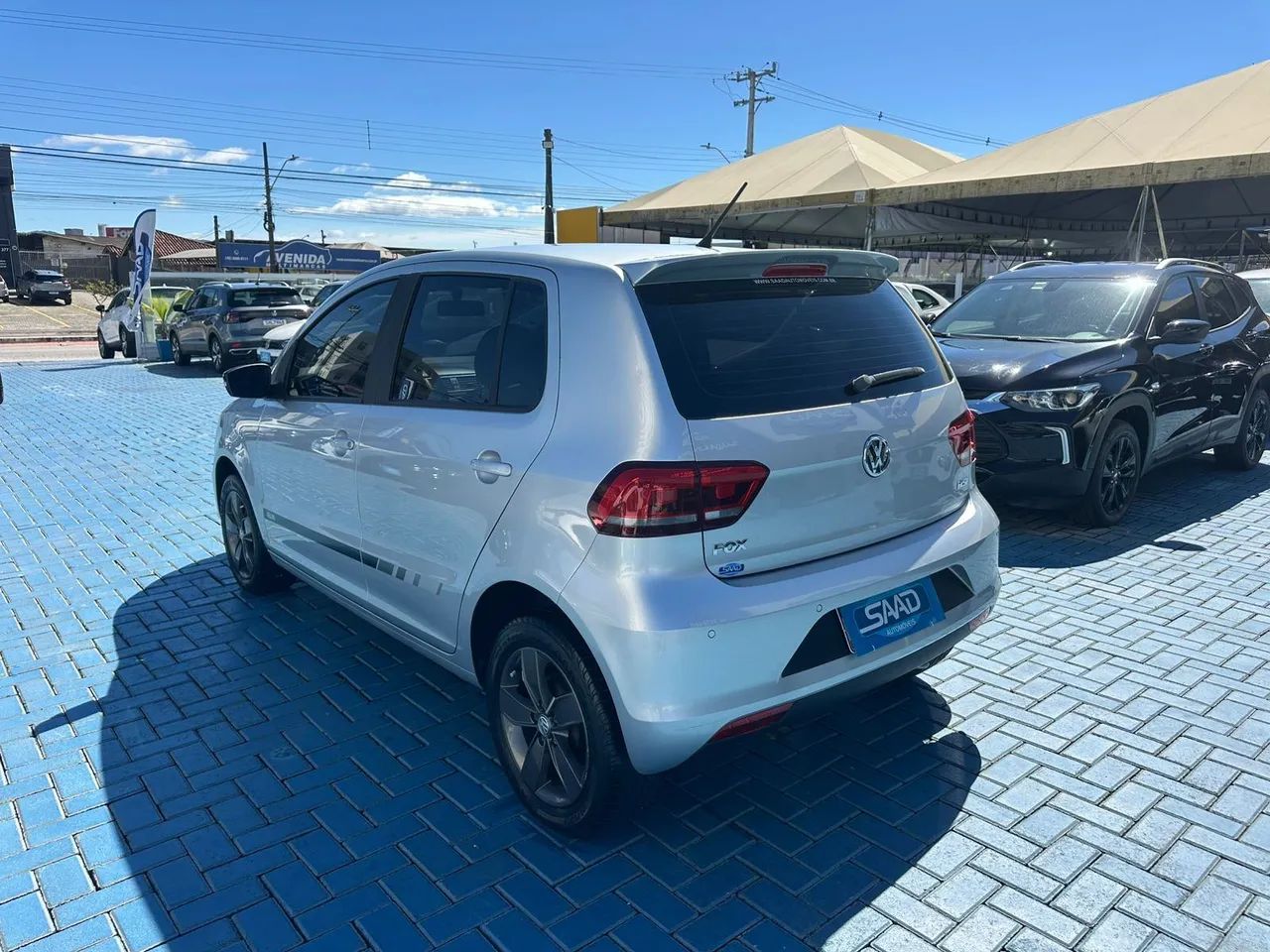 Volkswagen Fox RUN 1.6 Flex 8V 5P 2017 - Foto 4