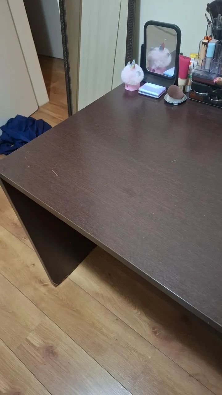 Mesa/escrivaninha de madeira maciça430234278287779843