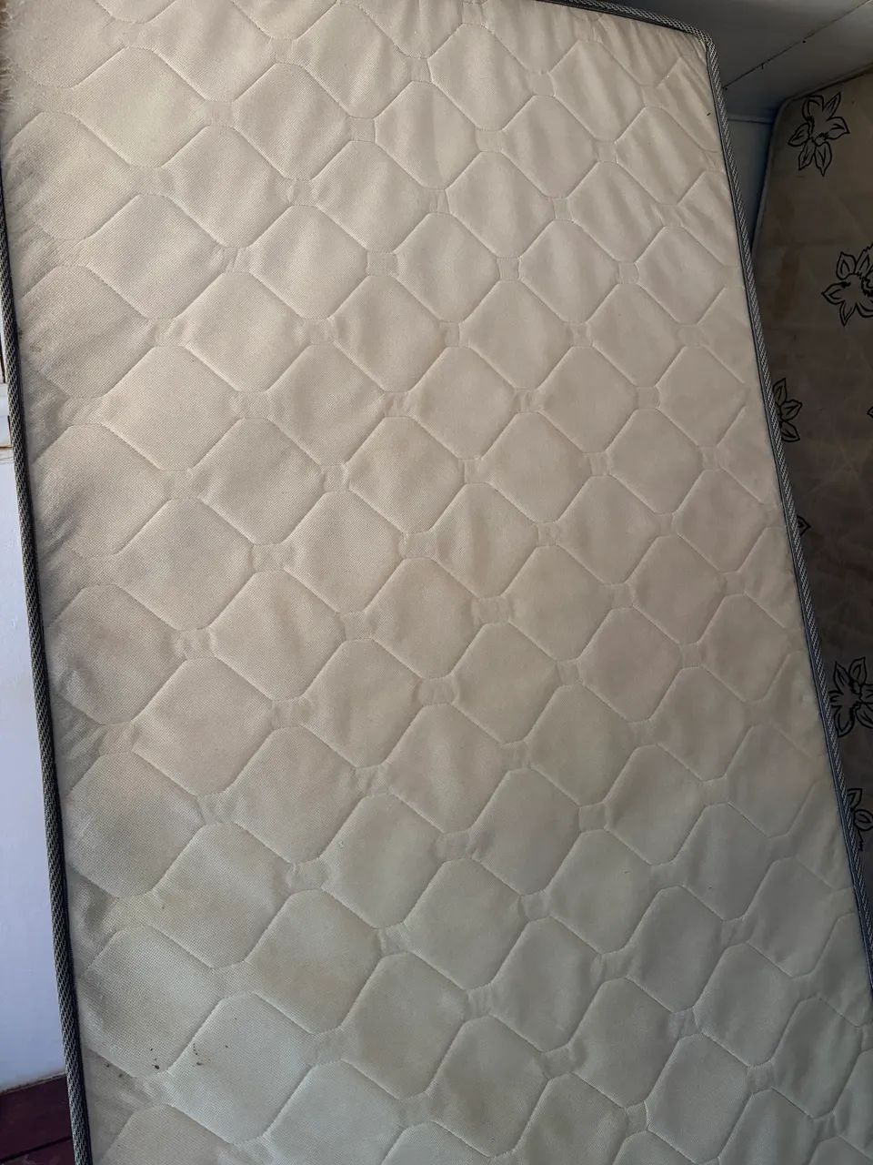 CAMA BOX DE SOLTEIRO (COLCHÃO E BASE)  - Foto 2
