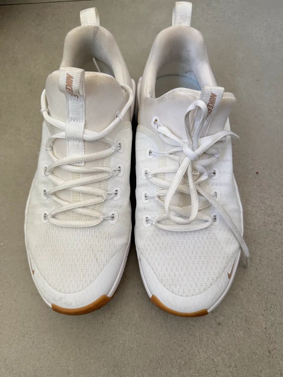 Nike Metcon 6 tamanho 39 branco - Foto 4