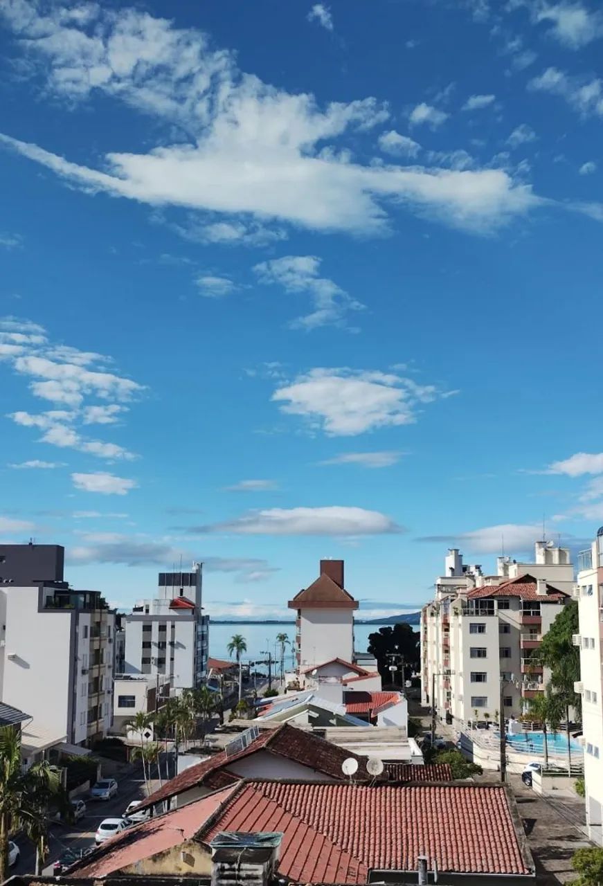 Amplo e aconchegante quarto para mulher 