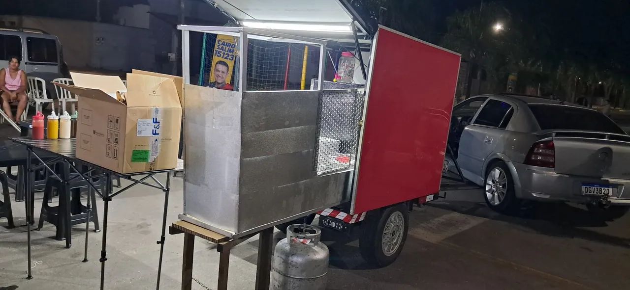 Carretinha fechada pra feira eventos - Foto 2