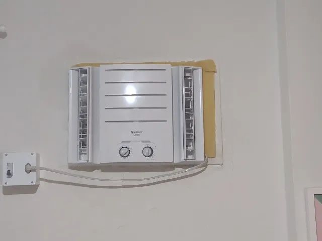 Vendo ar condicionado Midea 