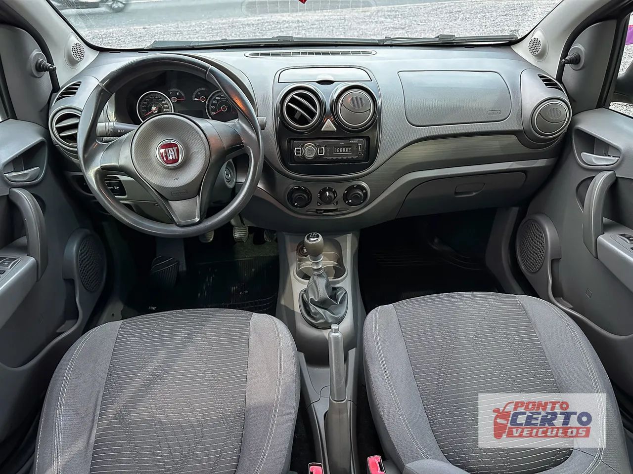 Fiat Palio Attractive 1.0 EVO Fire Flex 8V 5P 2014 - Foto 5