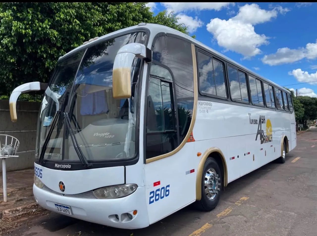 Locação e Transporte de Passageiros - Foto 2